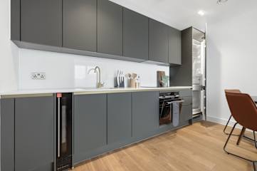 Limehouse Suites - Pine photo 7
