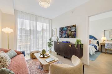 1BR 1BA Miami Apt Pool Ocean Views Ideal for 3