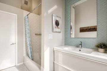 Photo #6 of Midtown Residence