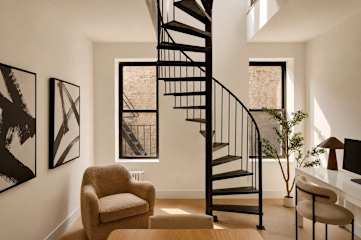 Photo #19 of Midtown Duplex