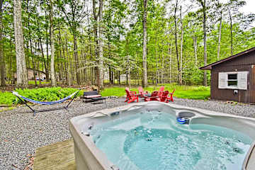 Firelight Lodge (Poconos)