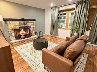 Firelight Lodge (Poconos)