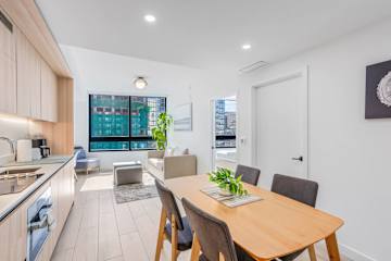 Luxury Miami 1BR Apt, Pool & Beach Access for 4