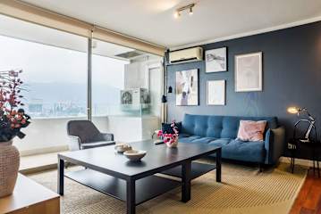 Contemporary 2BR City Apartment | Perfect Getaway!