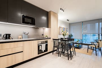 Enchanting 2BR2BA Prime Las Condes for 4 Guests