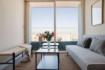 1R/1BA Apt in Nunoa with Heating and Free Parking