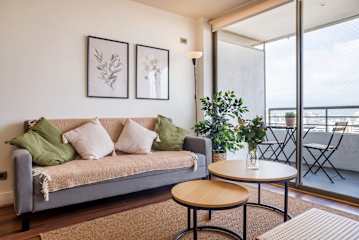 Luxury 1BR/1BA Apt. Prime Location and City View