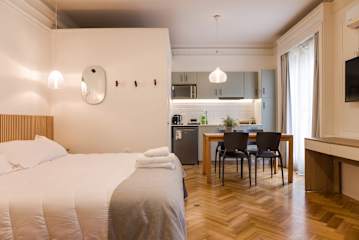 Elegant Studio | AC and Patio Perfect for Families