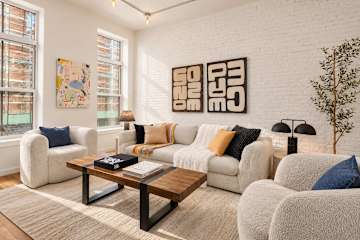 Photo #3 of Leonard Loft