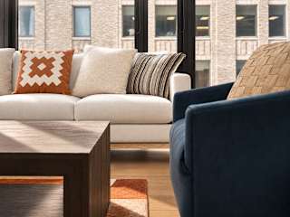 Photo #15 of Embassy IV