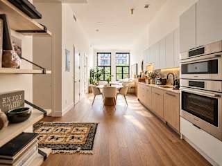 Photo #3 of Lafayette Residence