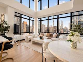 Photo #1 of Skyloft I