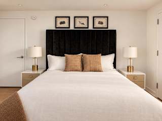 Photo #11 of Skyloft I