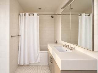 Photo #12 of Skyloft I
