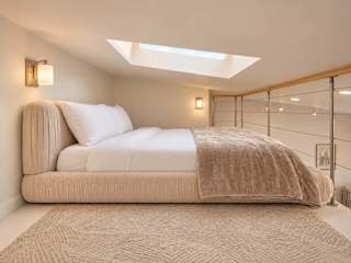 Photo #12 of Washington Loft