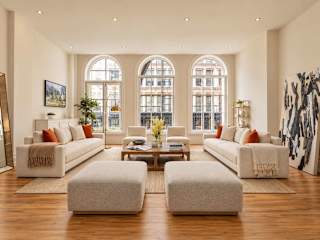 Photo #1 of Soho Place