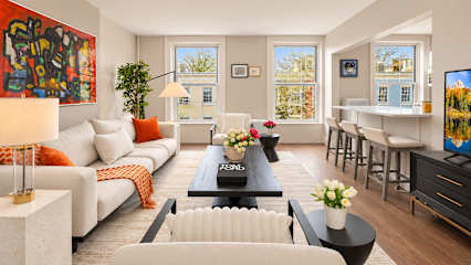 Photo #6 of Greenwich Oasis