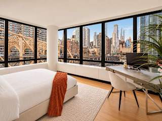 Photo #5 of Skyline VI