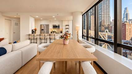 Photo #8 of Skyline II