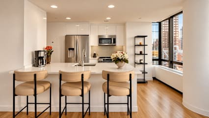 Photo #7 of Skyline II