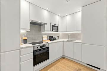 The Ivy l 1 Bed l Lower Marsh, Waterloo photo 8