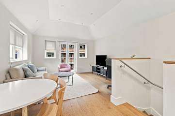 The Willow l 1 Bed l Lower Marsh, Waterloo photo 6