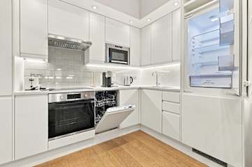 The Willow l 1 Bed l Lower Marsh, Waterloo photo 8