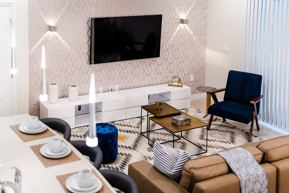 Casa de 5 dormitorios en Windsor Westside – foto 1