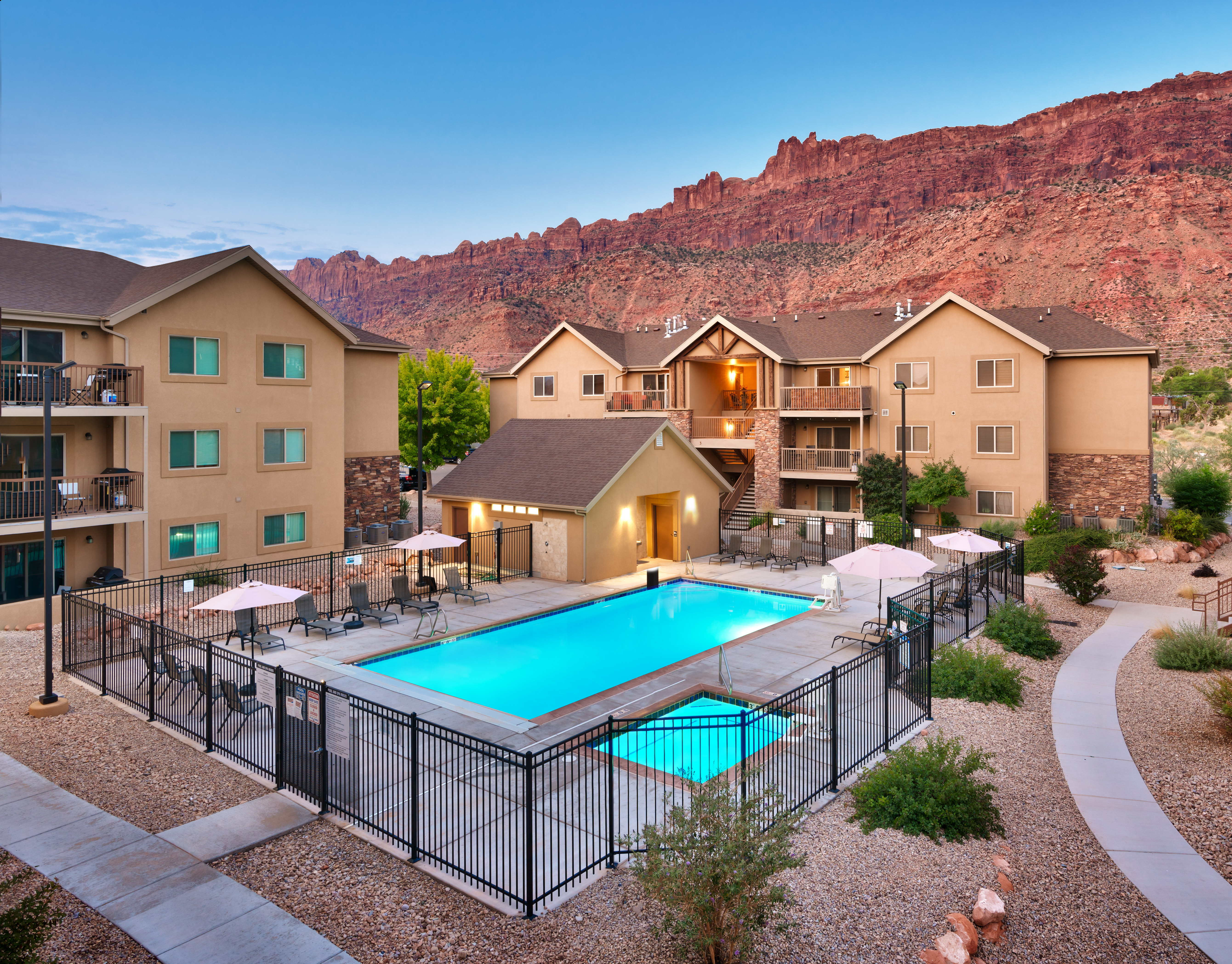 5G Perfect Moab RedCliff Condo, POOL AND HOT TUB - Photo 1