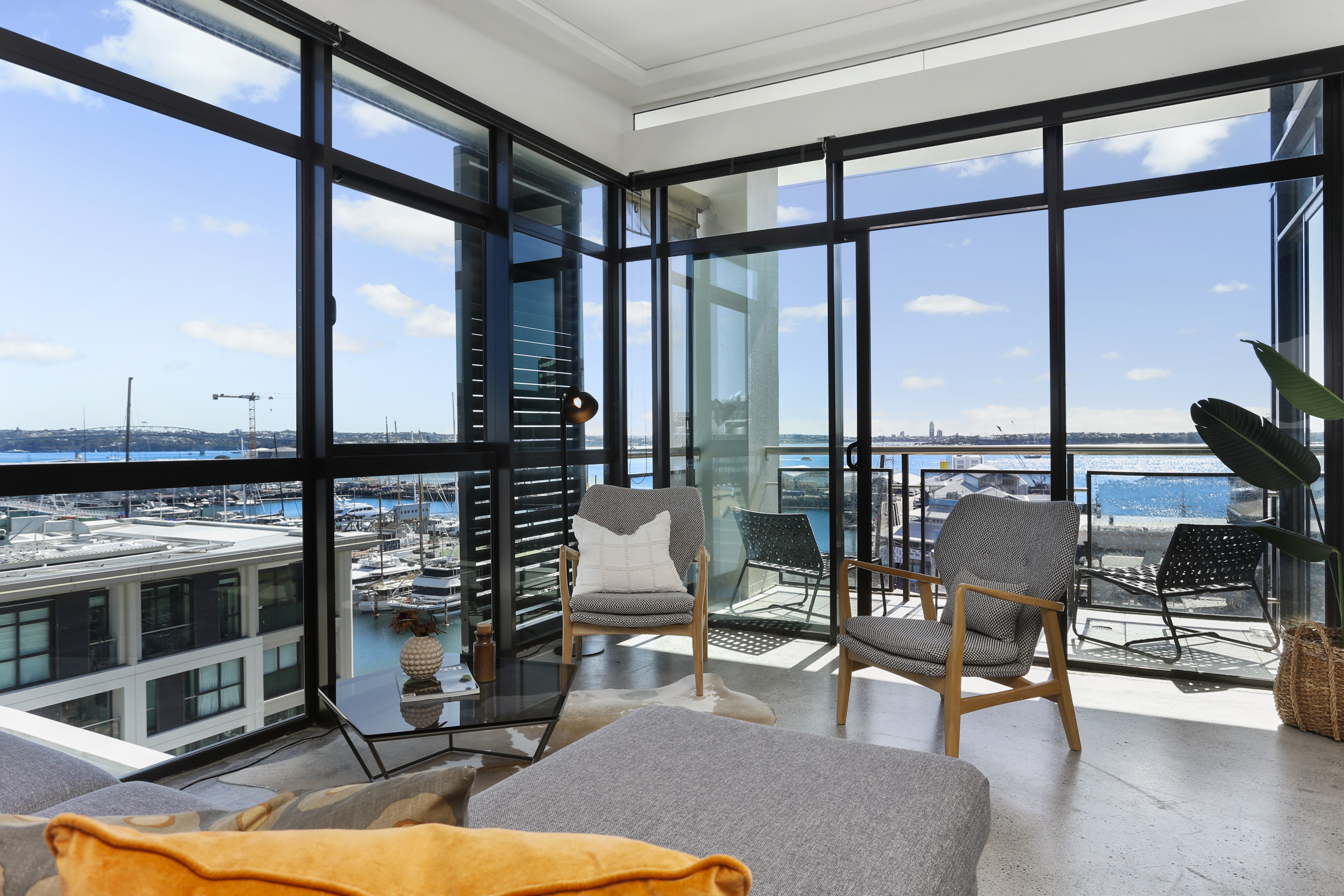 Sun-Soaked Penthouse at Viaduct Marina - Image 1