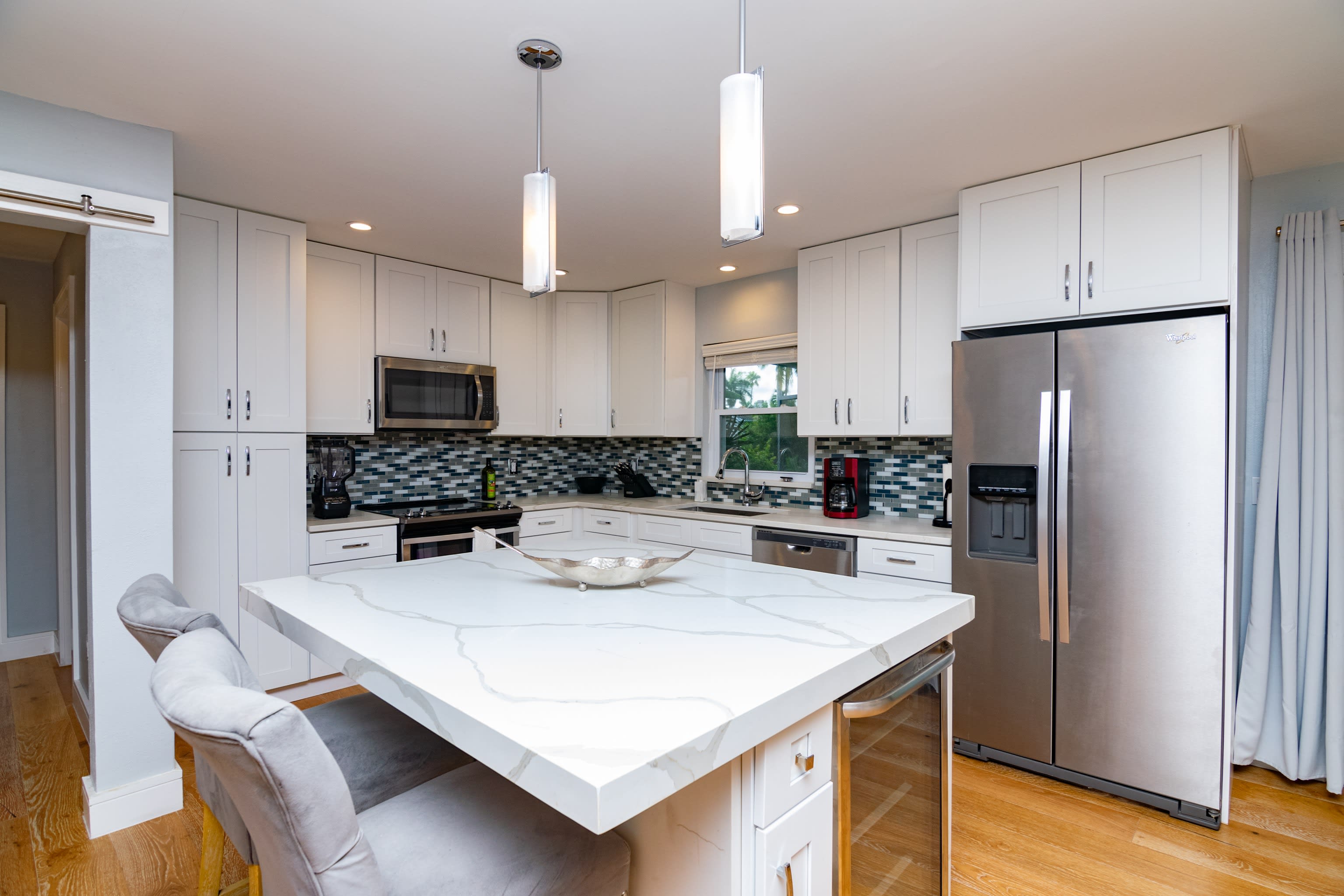 It's a Perfect Sized Kitchen in a Perfect Sized Home