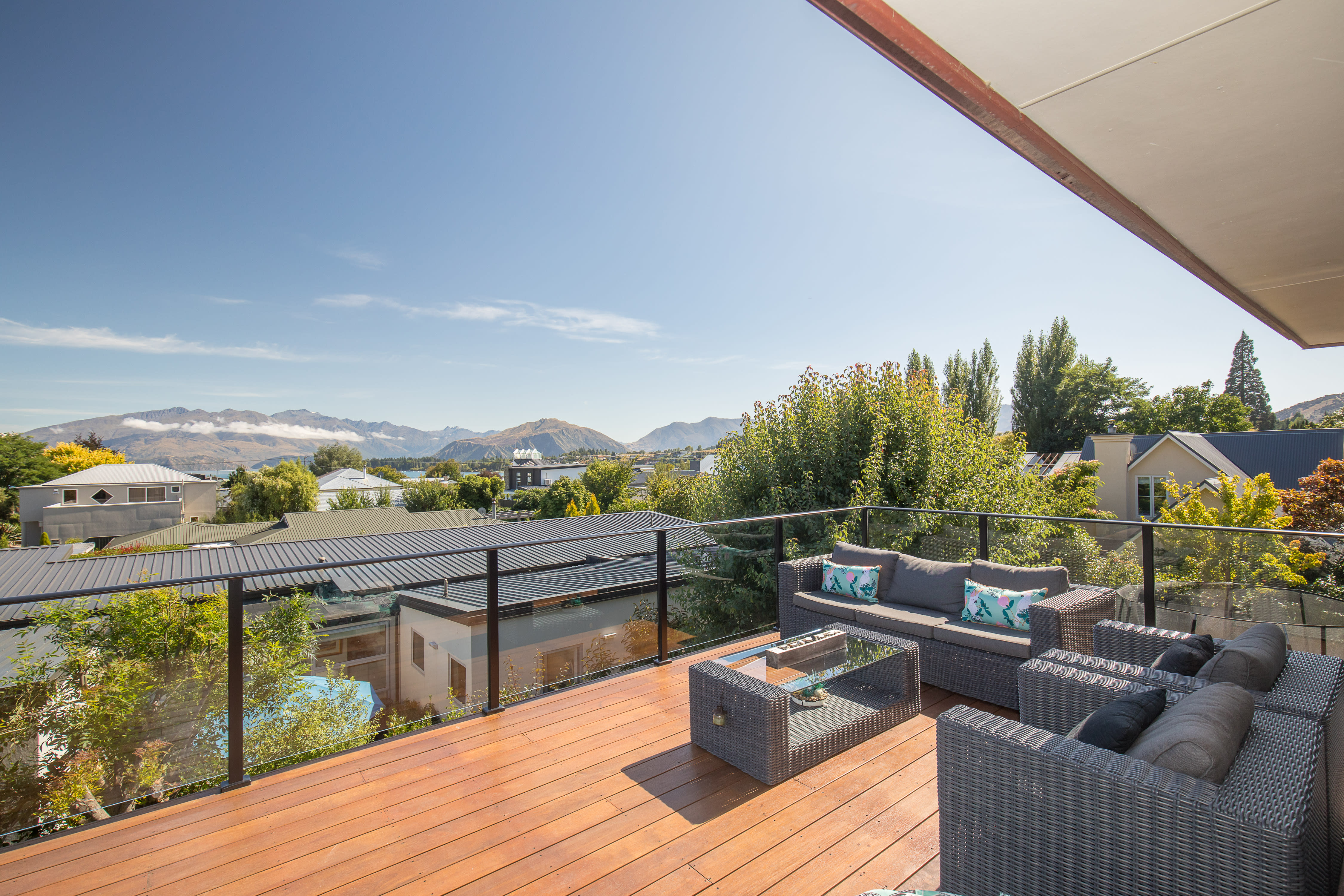 Pips Lakeview Retreat