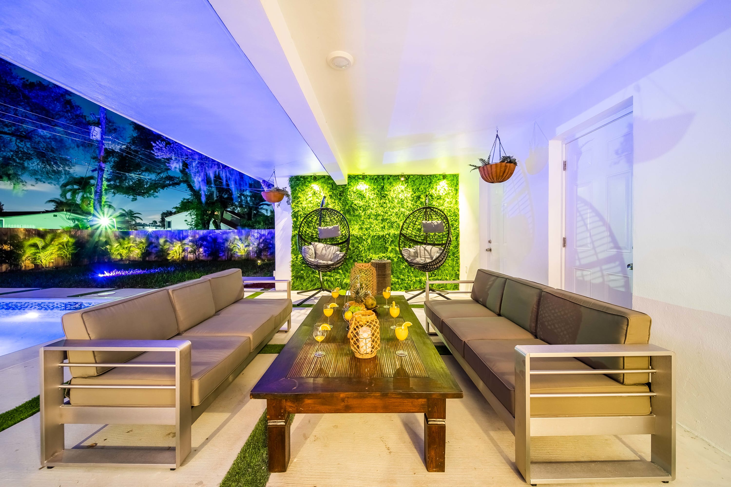 Luxury Sunny🌞 Daze Estate in the ❤️ of Miami 🏝 - Photo 3