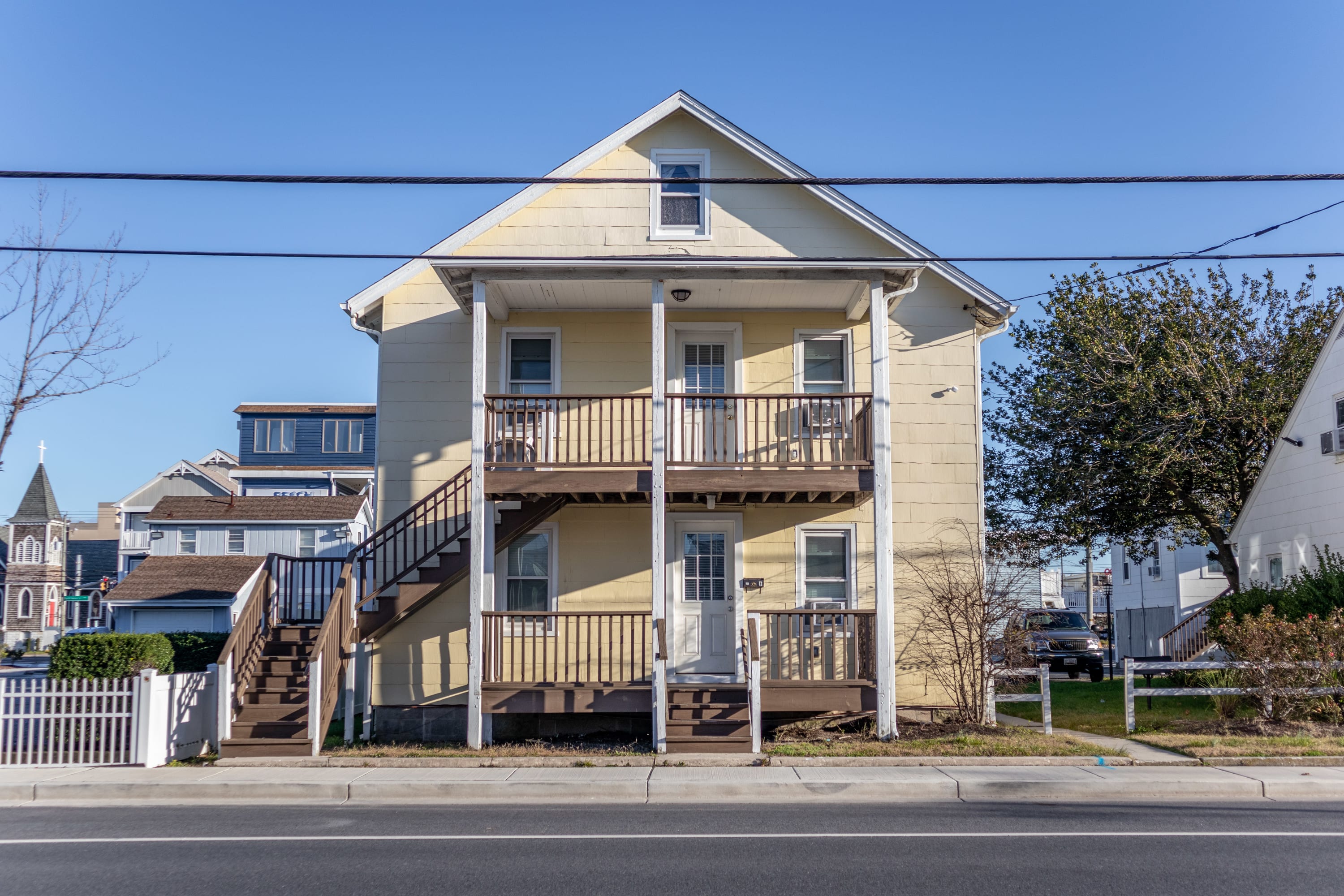 OCHG 208 Cottage Yellow 6 — Ocean City, MD — vacation rental