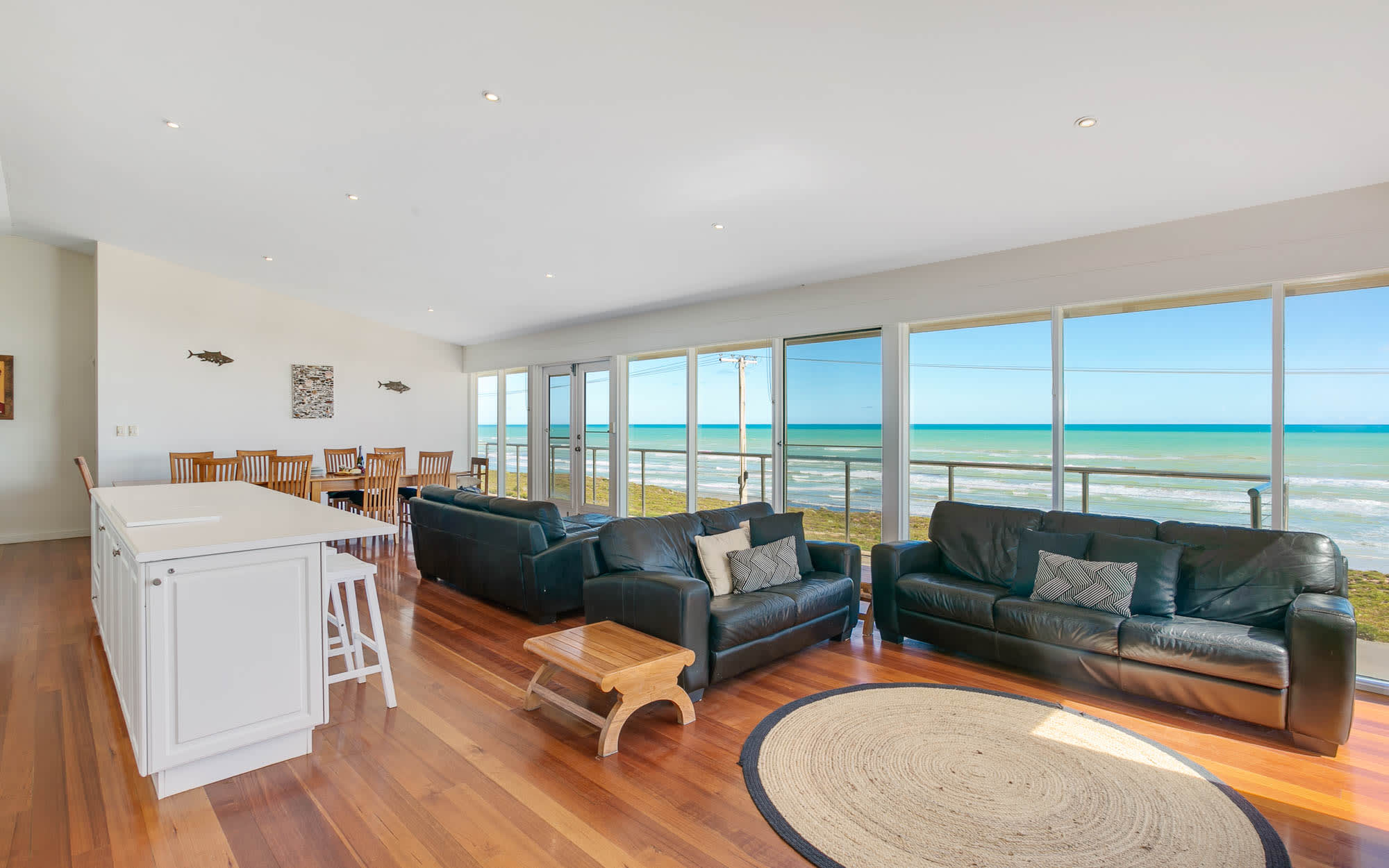 124 Surfers Pde - Beachfront — Middleton, SA — vacation rental