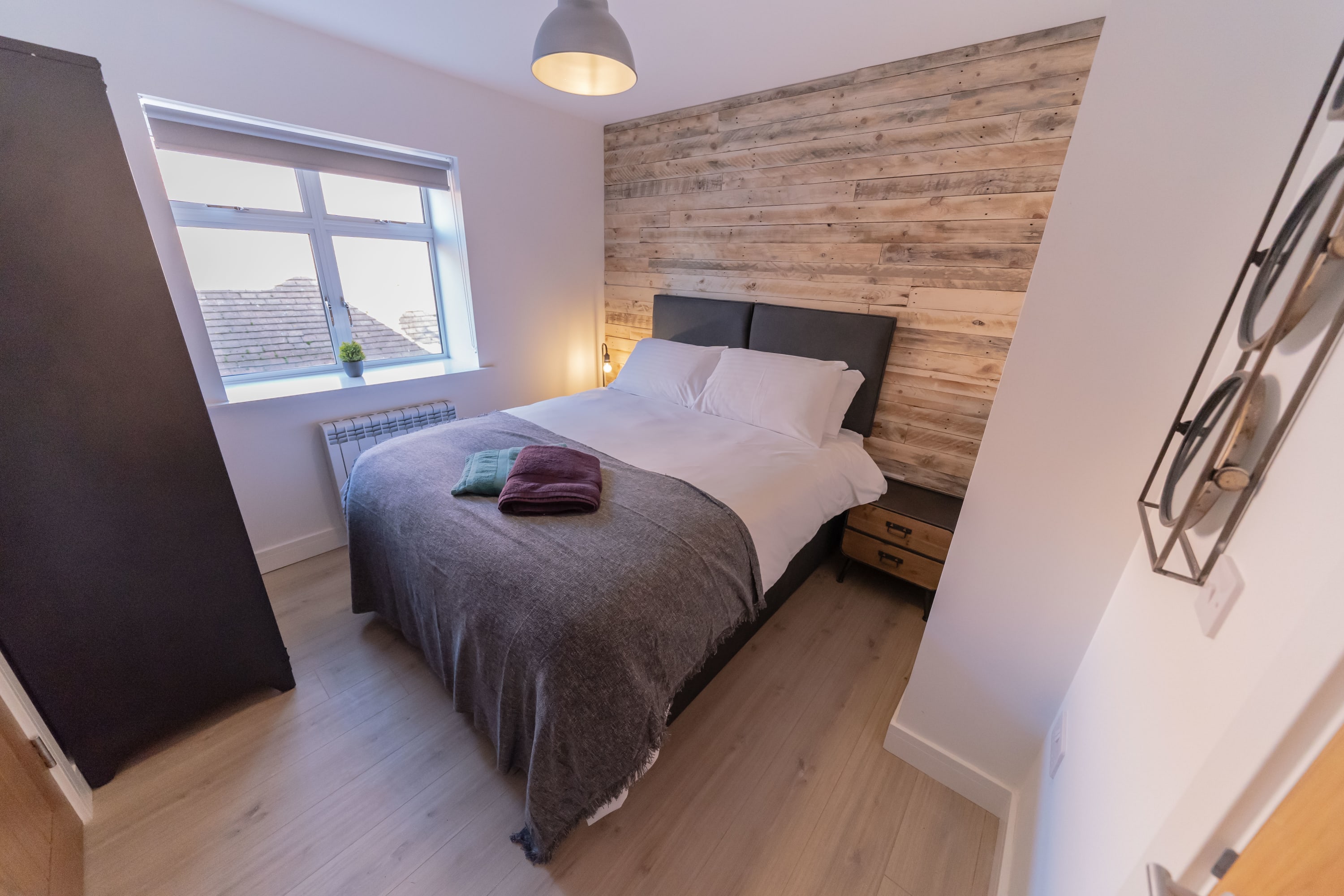 The Old Town Hall - Flat 1 in Market Place 39-40 OX12 8AW - Property image 2 - VivreStays