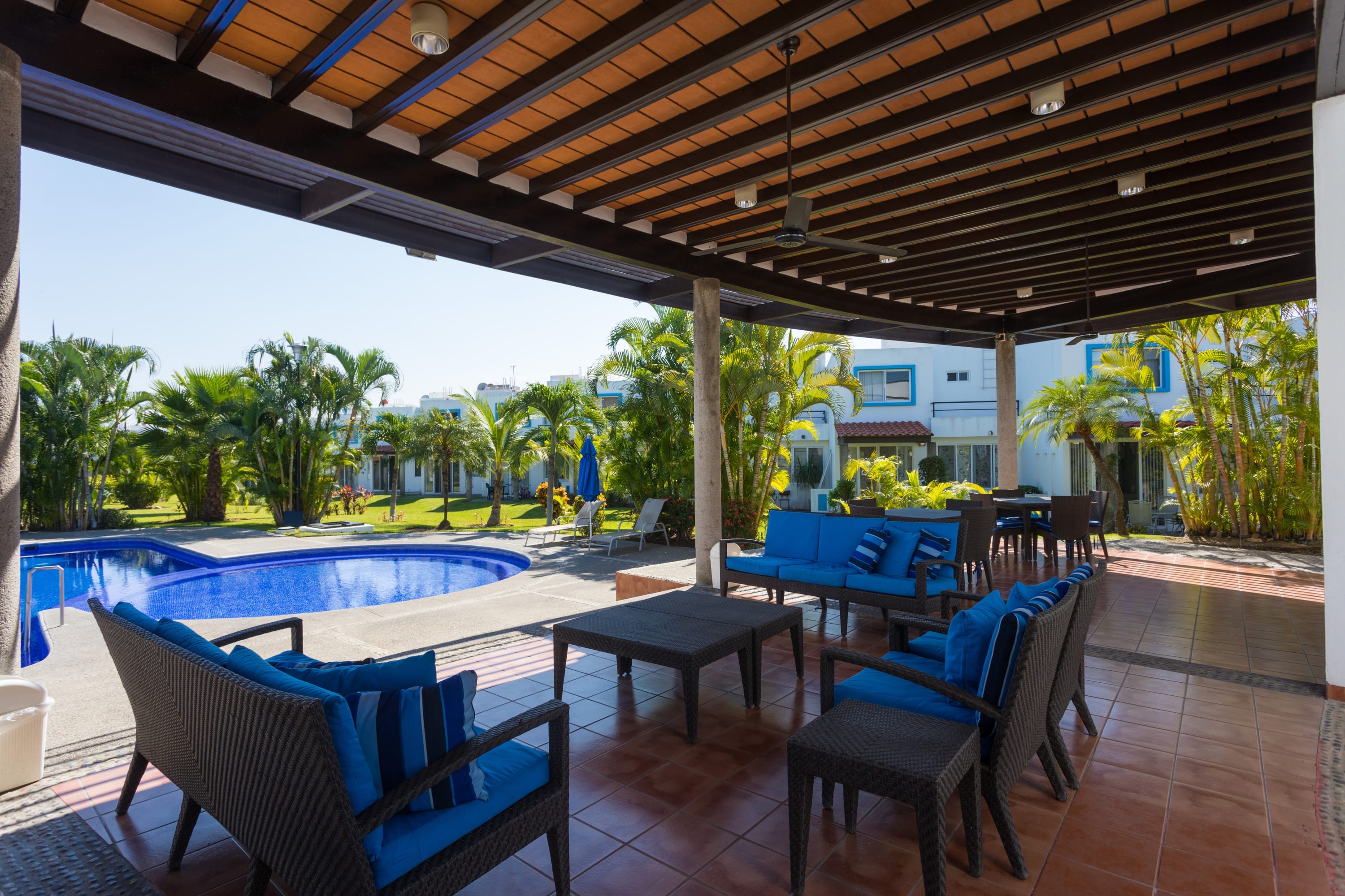 Casa Girasol con Alberca a 5 min de la Playa de Nuevo Vallarta LVA25