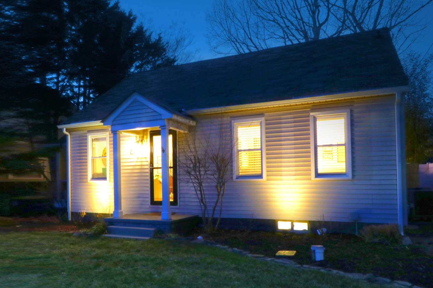 Heated Pool, Hot Tub, Deck & LINENS/TOWELS too! - Picture 22