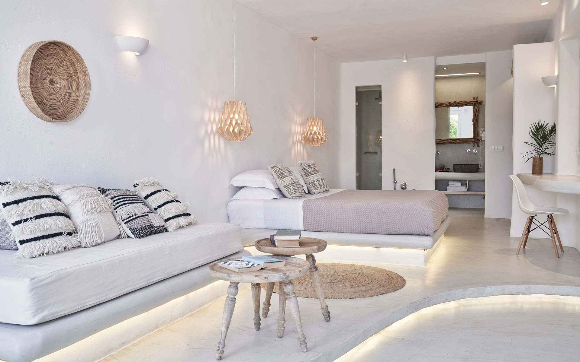 Quintessence Honeymoon Suite in Main Street, Ag. Prokopios 843 00