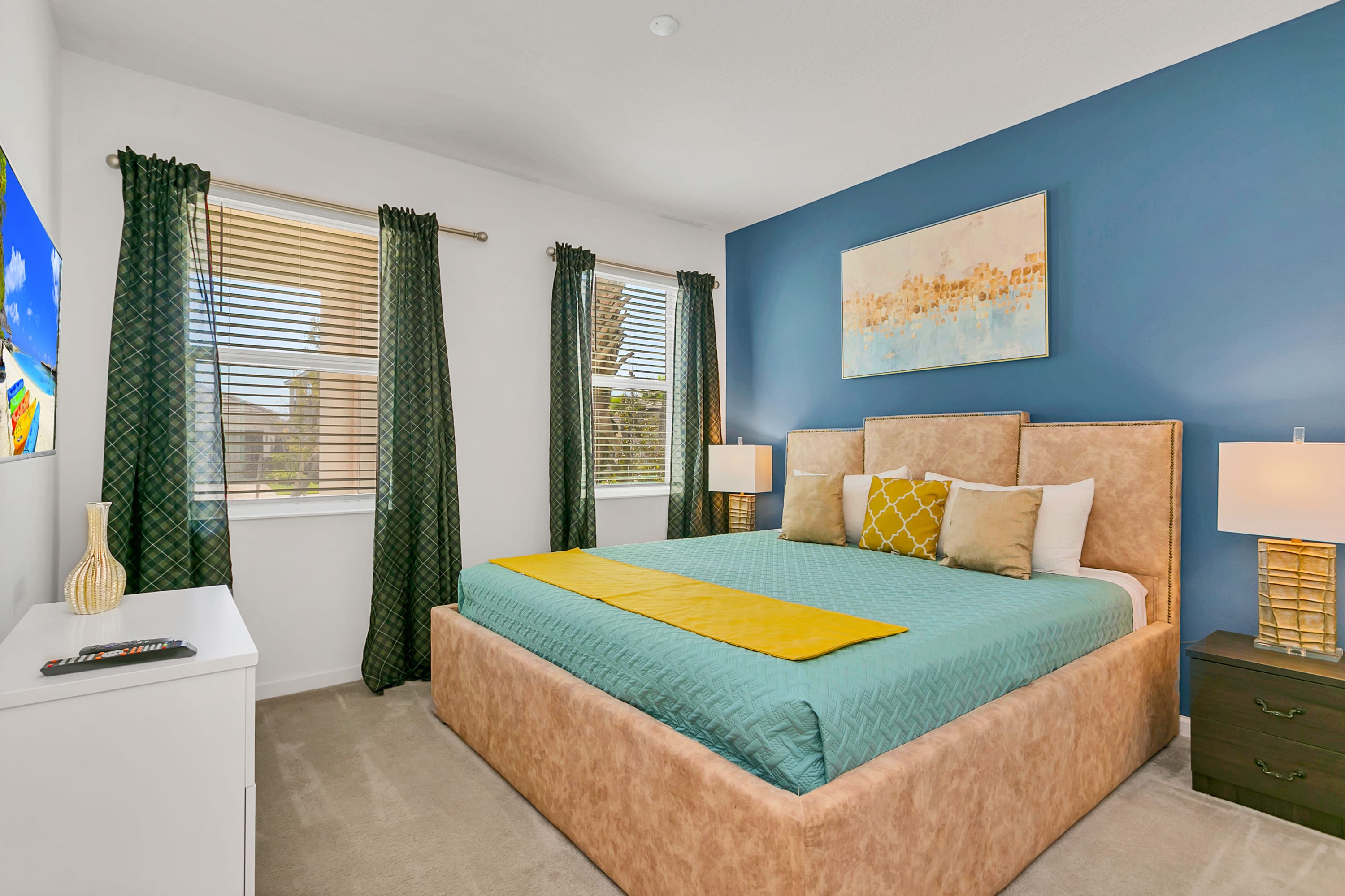 Ground Level King Suite