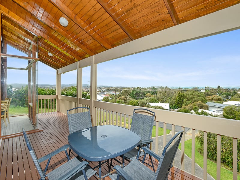 7 Harpoon Ave - Lovely Sea Views Across Encounter Bay — Encounter Bay, South Australia — vacation rental