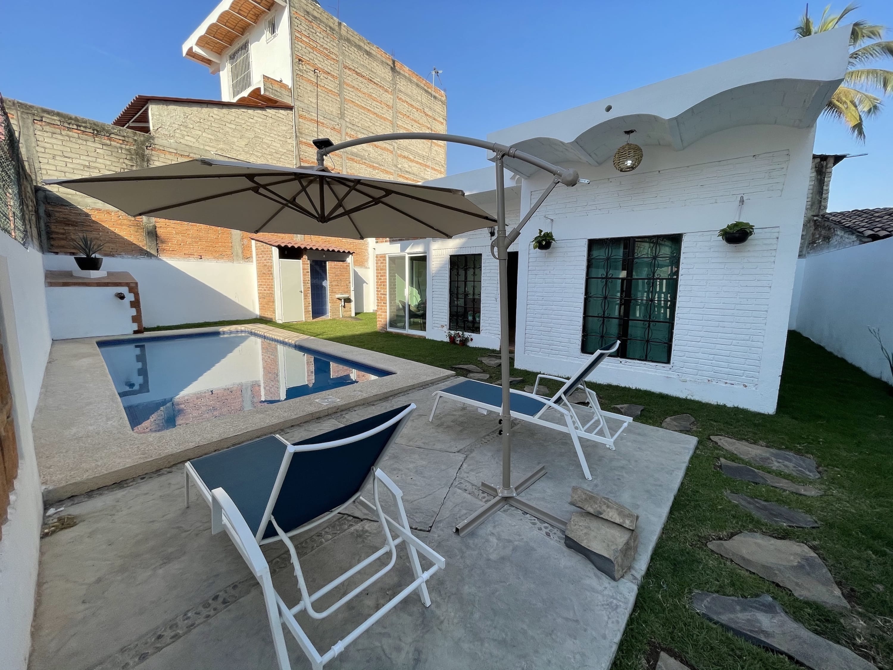 La Peñita Fabulous Rustic House with Pool just 6 blocks from the beach