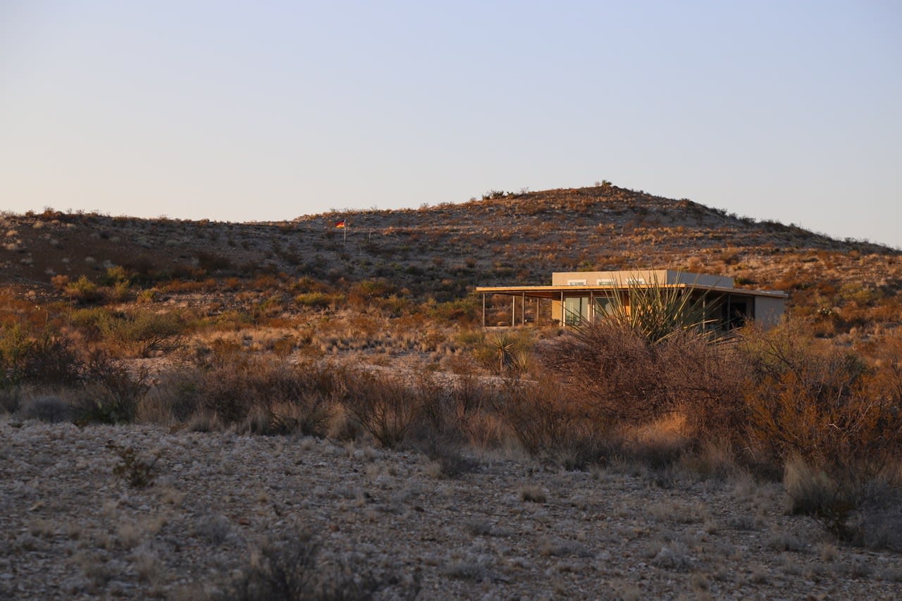 Star Lodge: Stunning Solar Home under Dark Skies on Terlingua Ranch