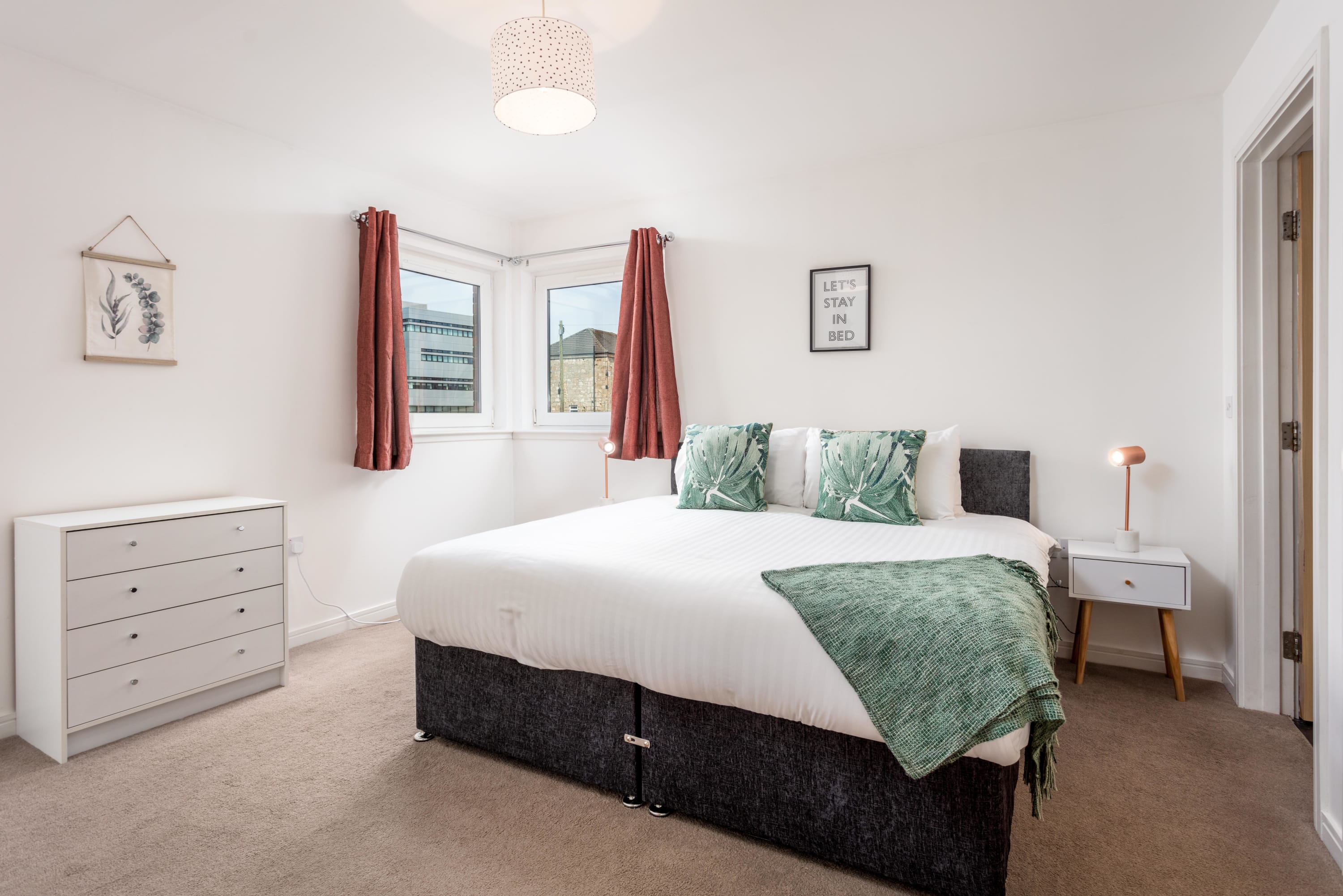 Walker Suite No52 - Donnini Apartments — Kilmarnock, Scotland — vacation rental