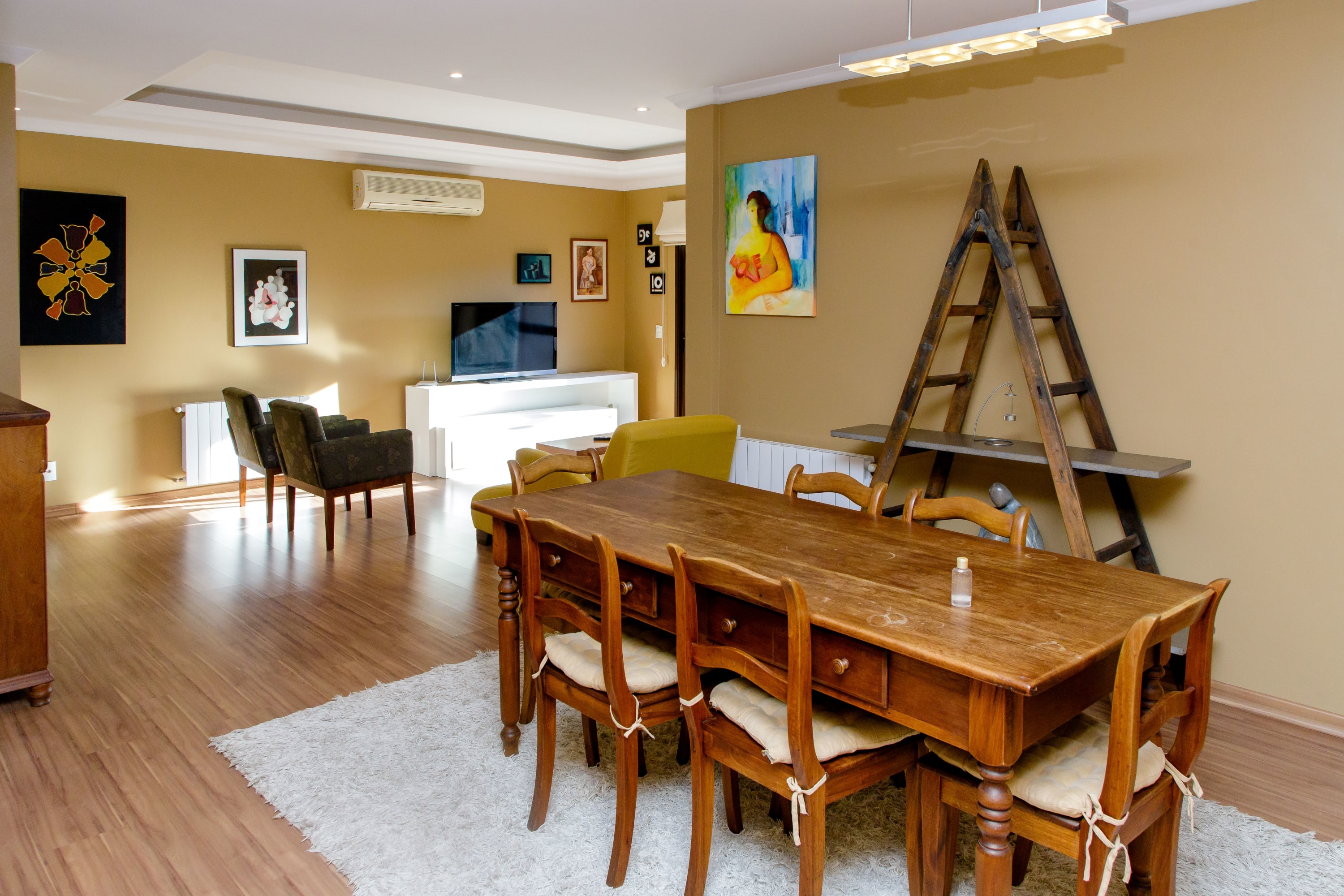Apartamento super agradavel no centro de Gramado | Photo 3