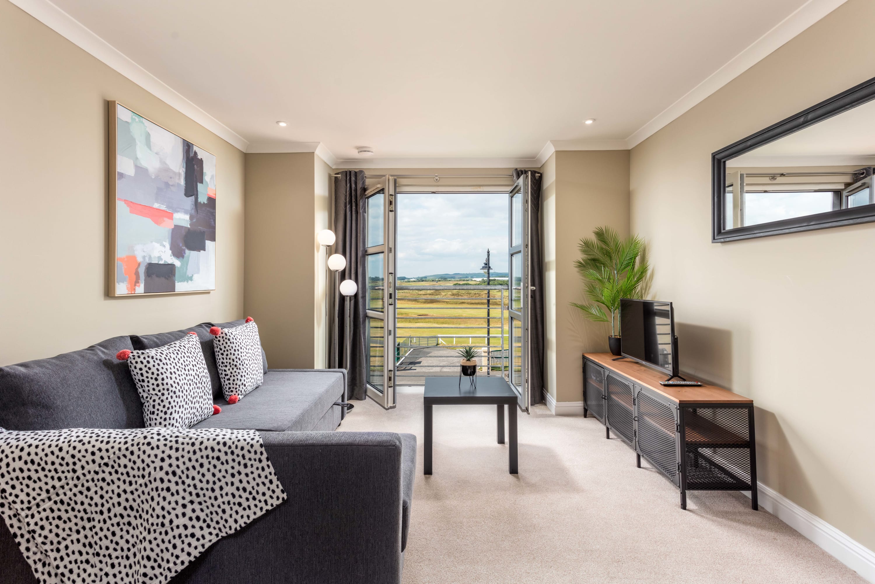 Old Prestwick View - Donnini Apartments — Prestwick, Scotland — vacation rental