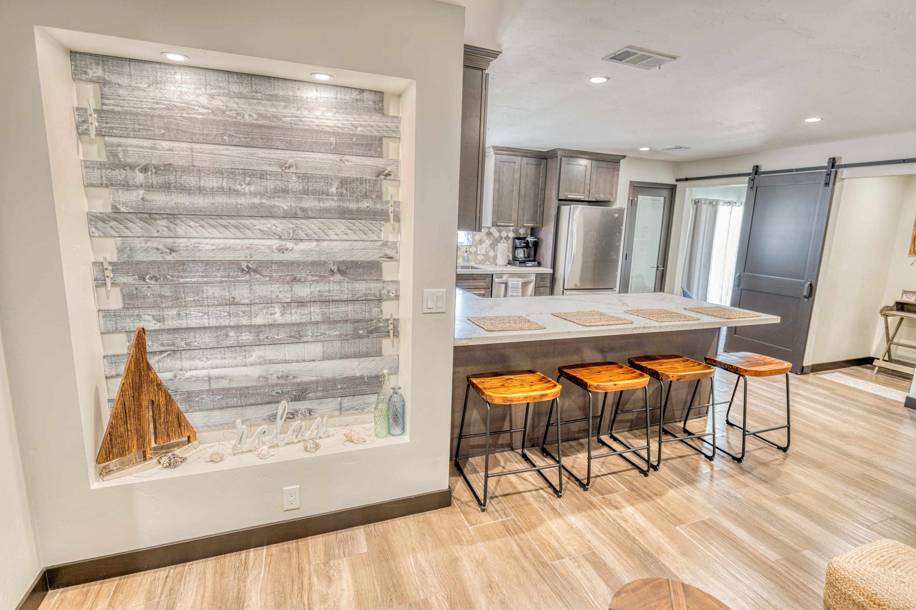 Luxurious Lake Havasu House w/ Hot Tub & Views - Foto 8