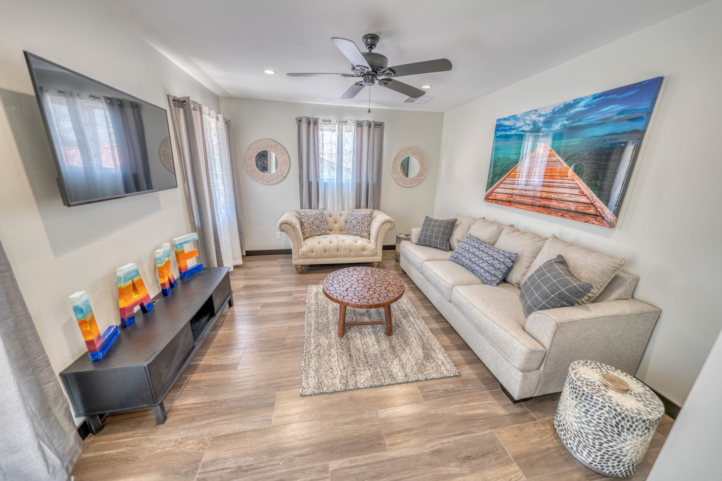 Luxurious Lake Havasu House w/ Hot Tub & Views