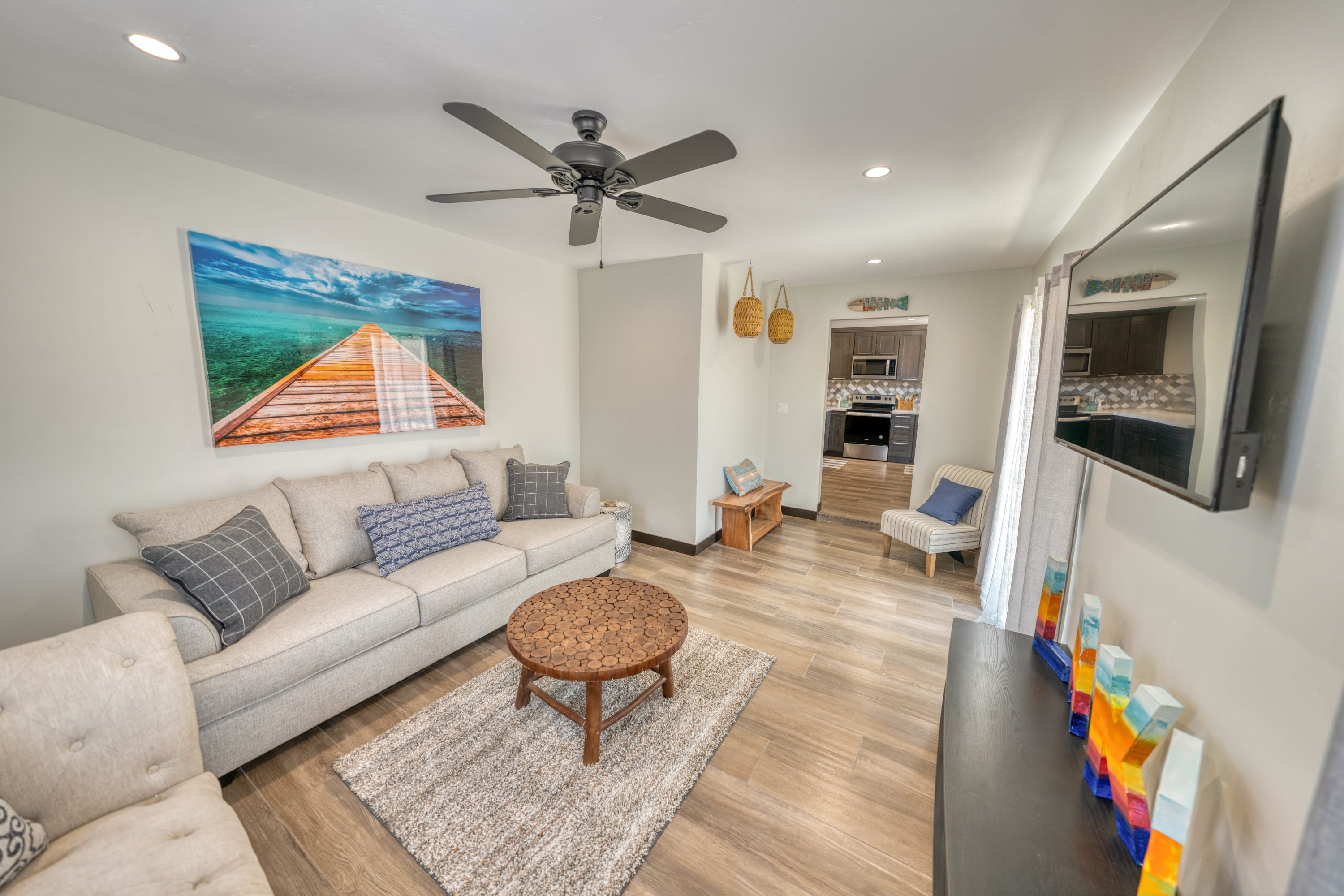 Luxurious Lake Havasu House w/ Hot Tub & Views - Foto 16