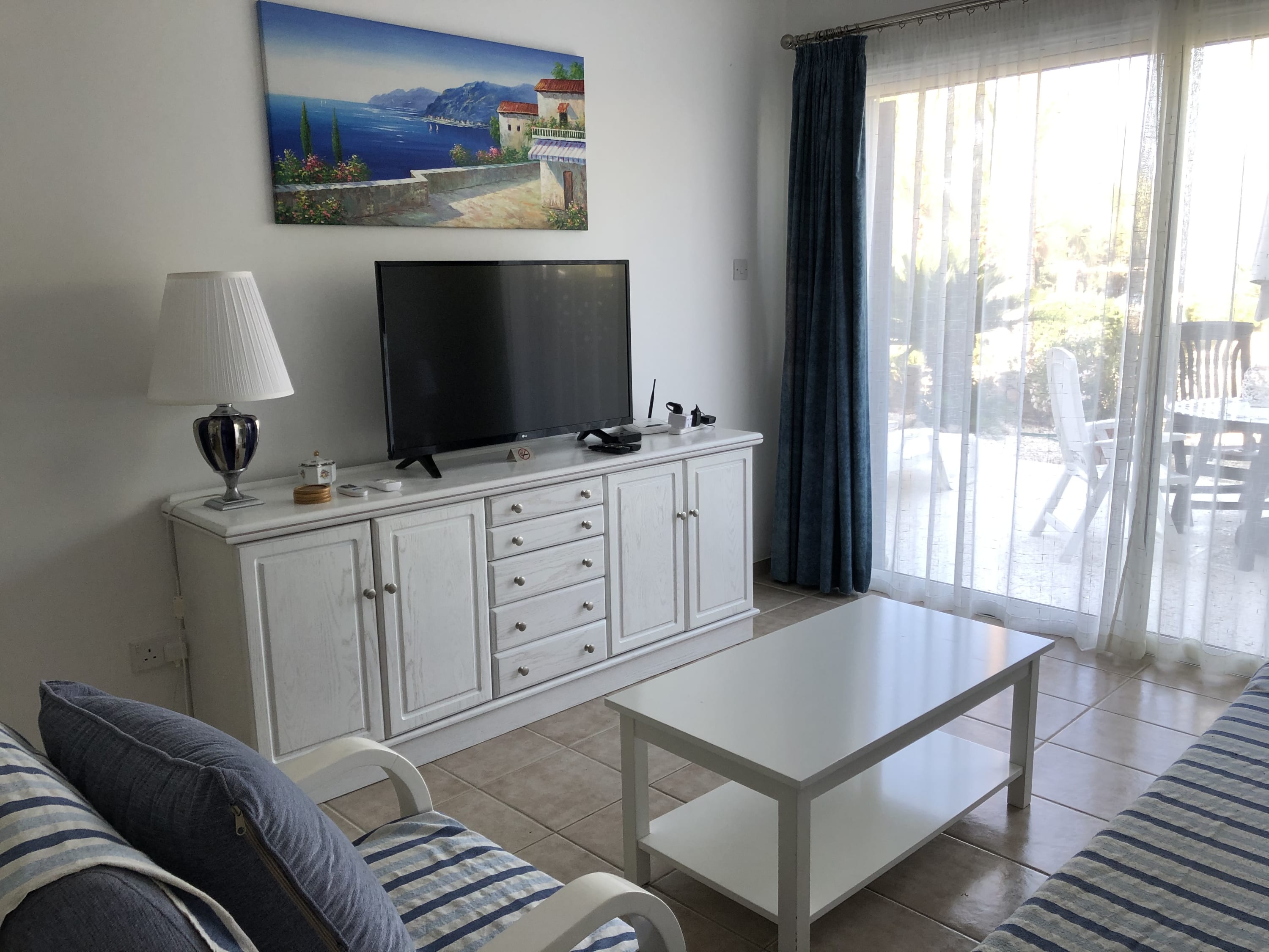 Kings Palace - Fabulous Pool-Side 2BR Apart. Private Patio